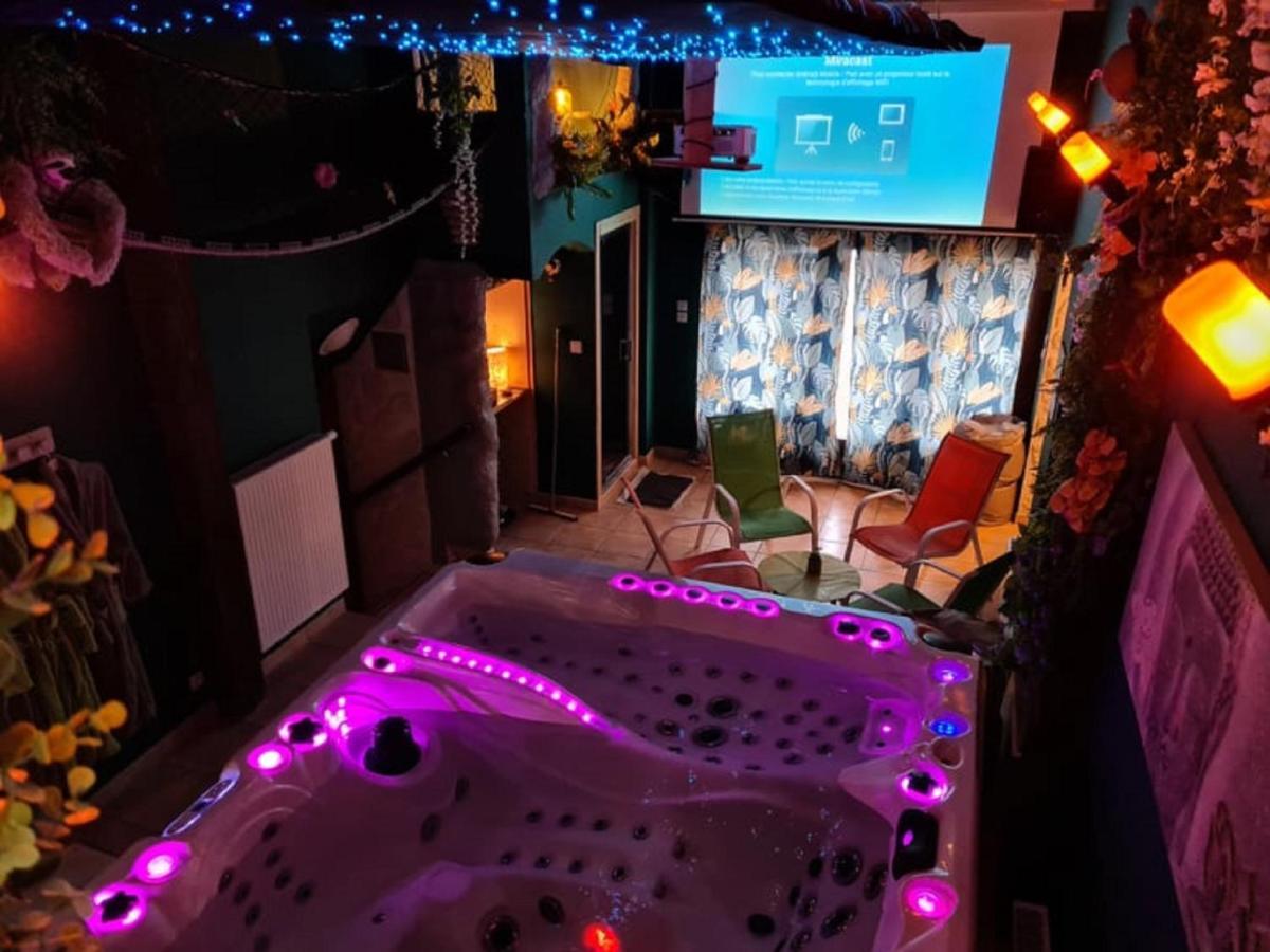 Villa Maelio Jacuzzi Sauna Et Salle De Jeux - Privatif Saint-Maurice  Extérieur photo
